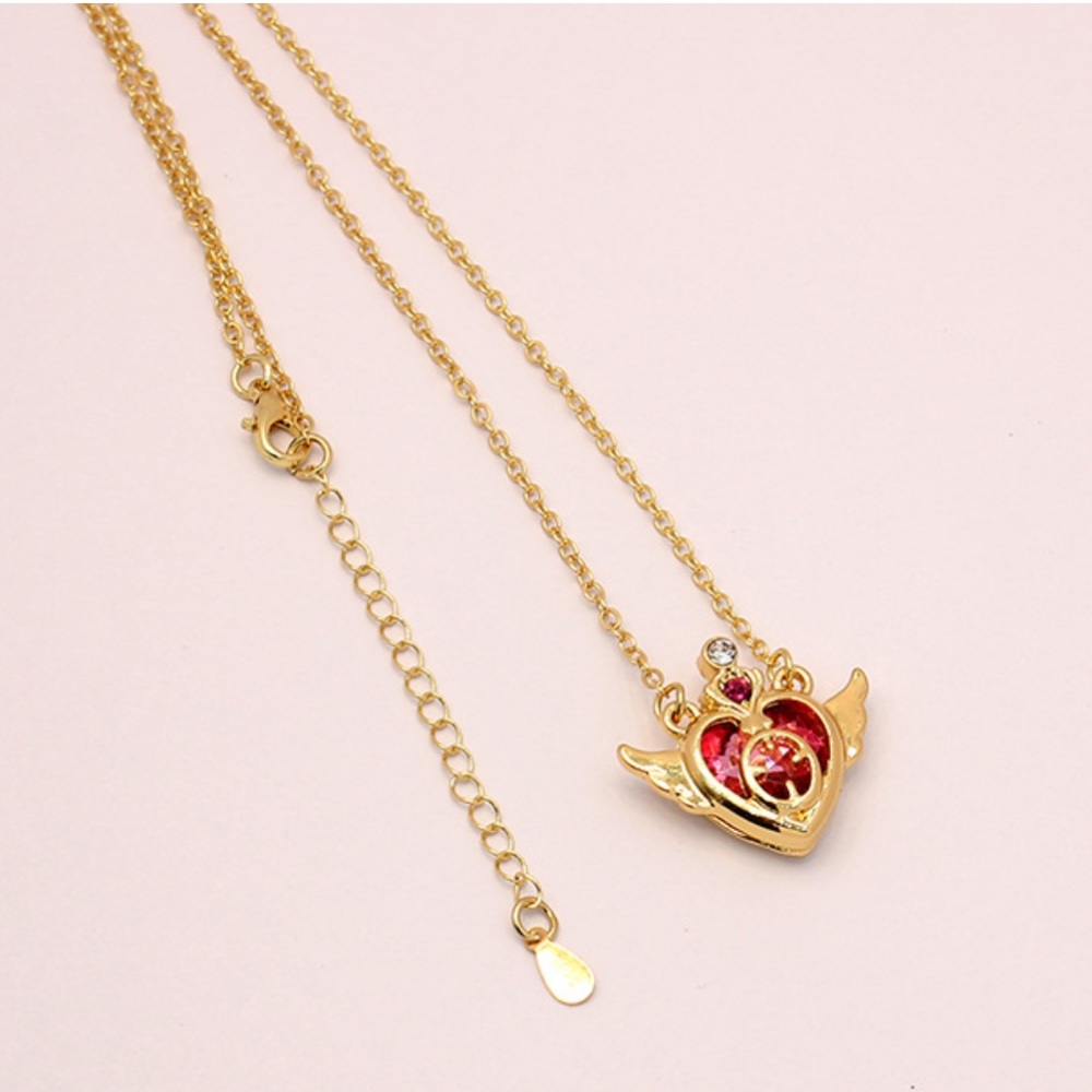 Sailor Moon moon 🌙 Beautiful Quality Gold Heart 💖 Charm Necklace